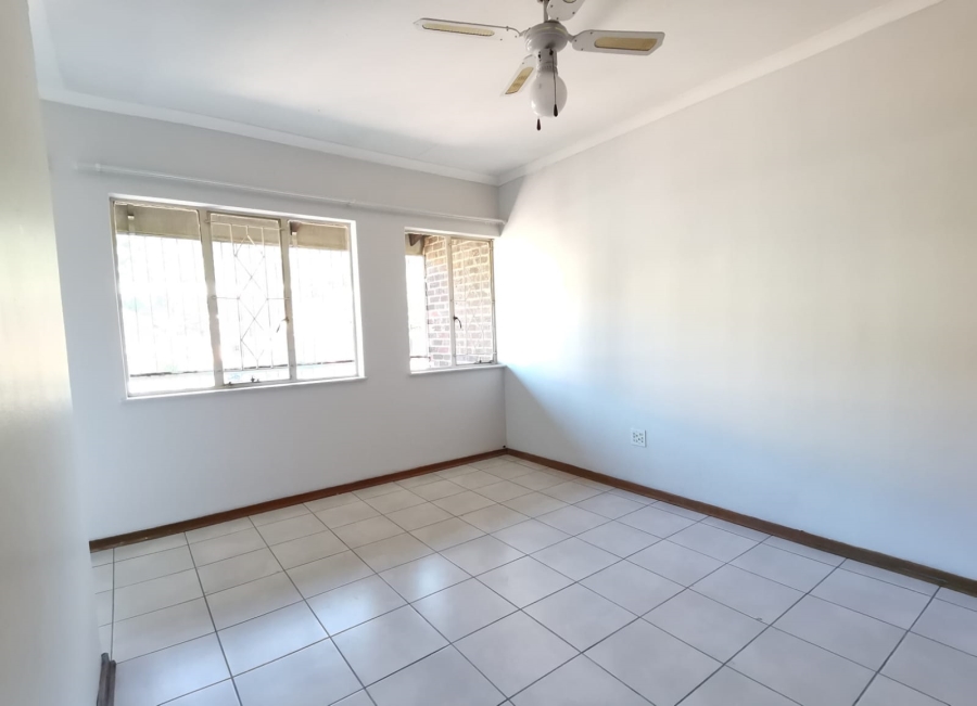 To Let 2 Bedroom Property for Rent in Navalsig Free State
